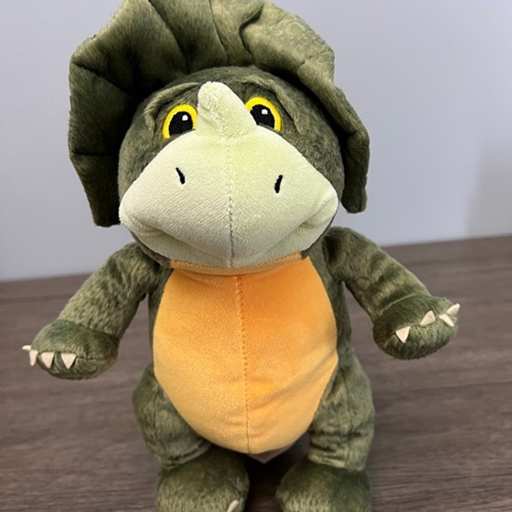 Kohls Cares Three Little Dinosaurs Triceratops Green Plush Charles Fuge Toy 2018